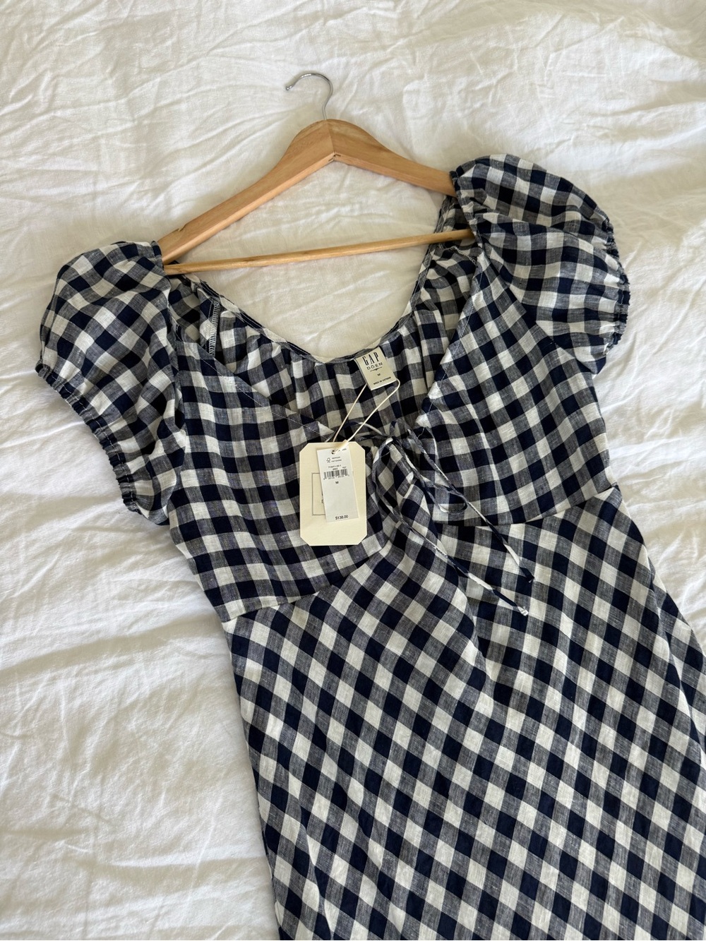 Gap x Doen Gingham dress (white & navy) size M (NWT) - Picture 4 of 6